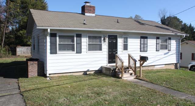 Photo of 126 Utah Ave, Oak Ridge, TN 37830