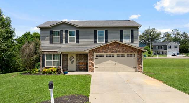 Photo of 6814 Highbank Ln, Knoxville, TN 37938