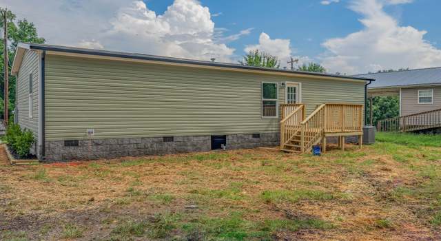 Photo of 505 E Hemlock St, Lafollette, TN 37766