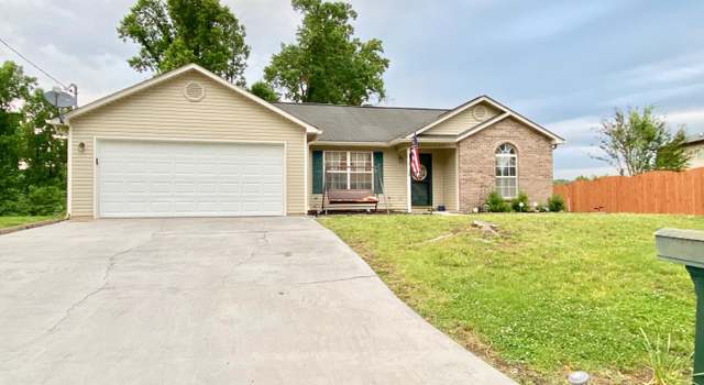 Photo of 2335 Cripple Oak Ln, Powell, TN 37849