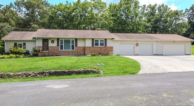 Photo of 509 Carroll St, Etowah, TN 37331