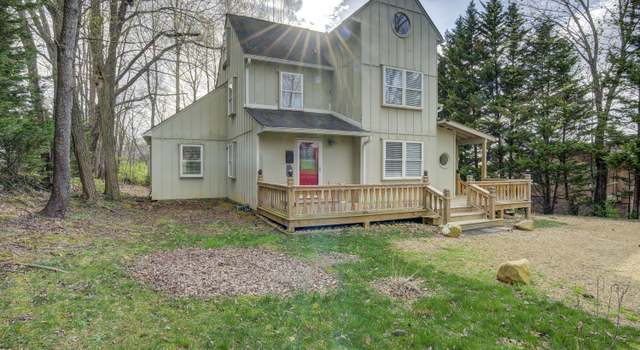 Photo of 217 Dogwood Ln, Johnson City, TN 37604