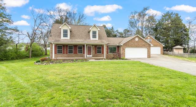 Photo of 7424 Palmleaf Rd, Knoxville, TN 37918
