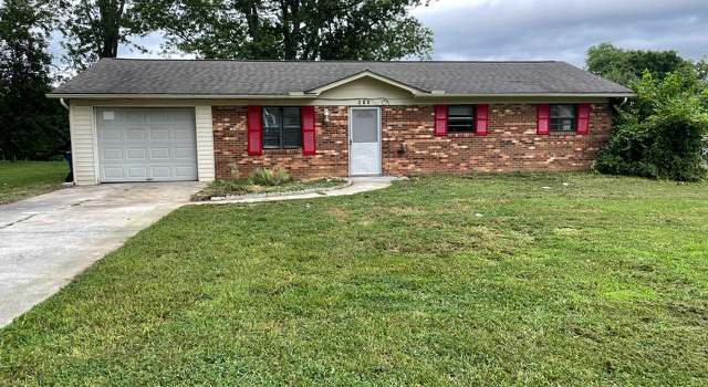 Photo of 812 Beaver Dr, Maryville, TN 37801