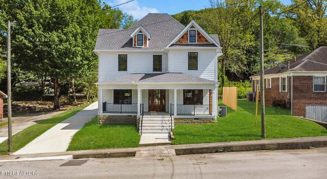 Photo of 115 Roane St, Oliver Springs, TN 37840