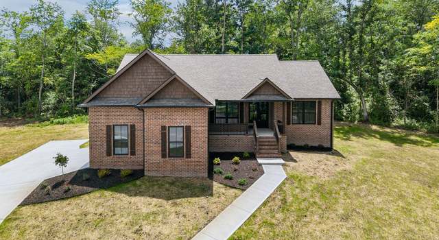 Photo of 2 Riverchase Dr, Crossville, TN 38555
