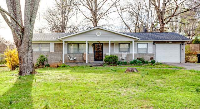 Photo of 3113 Sandalwood Rd, Knoxville, TN 37921