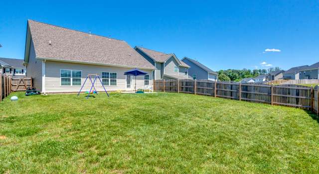 Photo of 11378 Narrow Leaf Dr, Knoxville, TN 37932