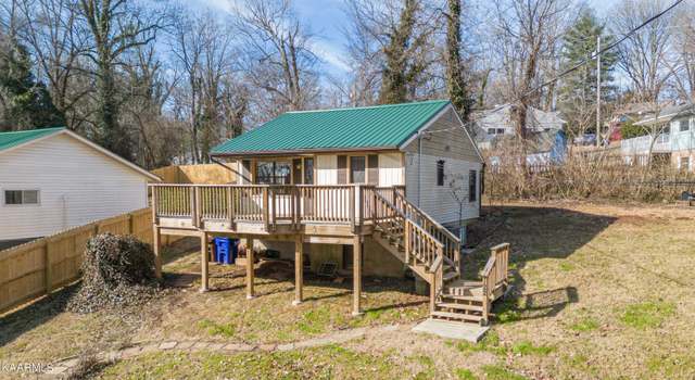 Photo of 122 E Wadsworth Cir, Oak Ridge, TN 37830