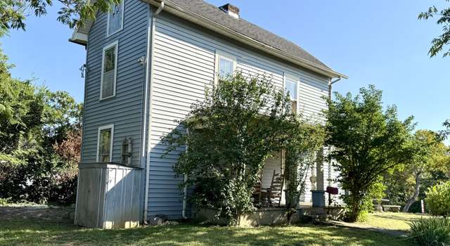 Photo of 315 Poplar St, Lenoir City, TN 37771