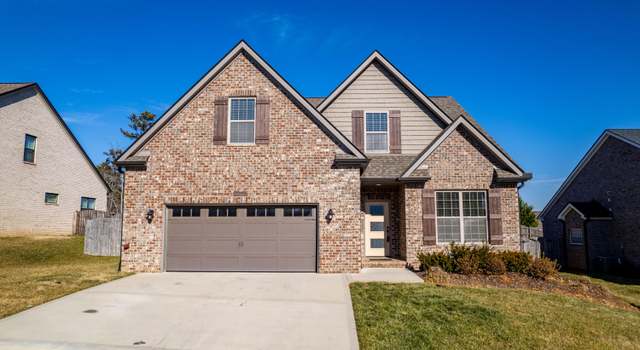 Photo of 2333 Hickory Crest Ln, Knoxville, TN 37932