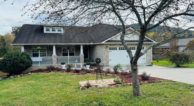 Photo of 3234 Sybill Lee Ln, Sevierville, TN 37876
