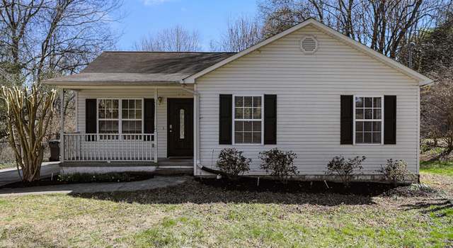 Photo of 2126 Ridgecrest Dr, Knoxville, TN 37918
