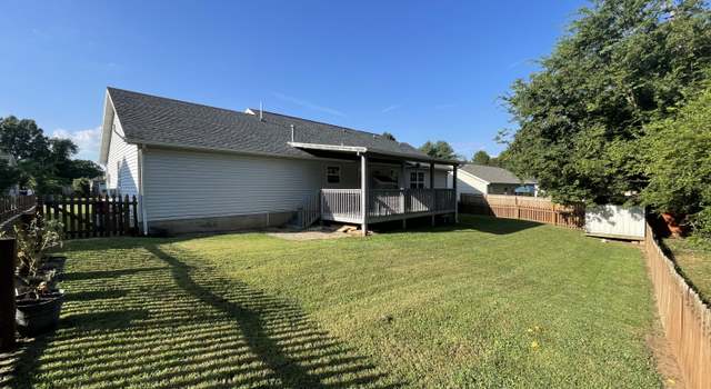 Photo of 4611 Wellington Point Ln, Knoxville, TN 37938