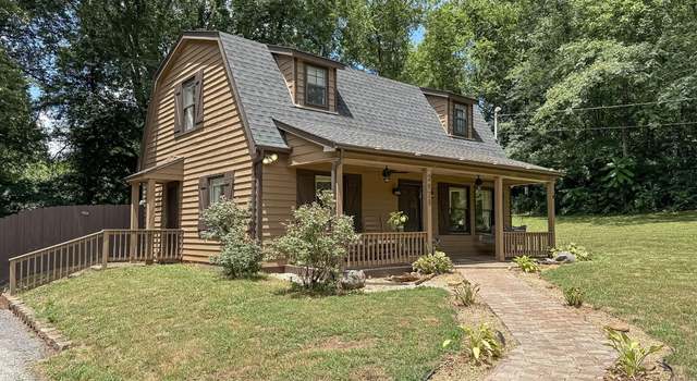 Photo of 2928 Bluegrass Ln, Strawberry Plains, TN 37871