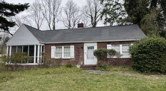 Photo of 108 W Red Bud Rd, Knoxville, TN 37920