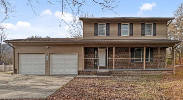 Photo of 9 Ennismore Dr, Middlesboro, KY 40965