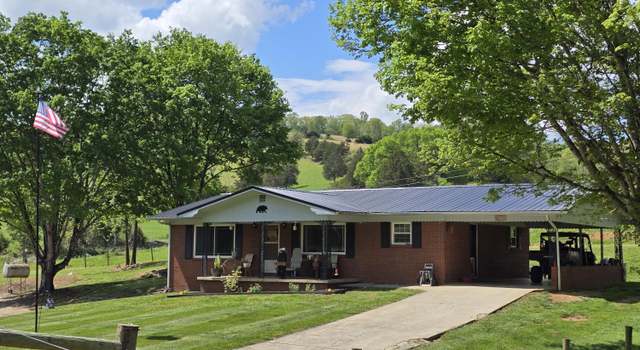 Photo of 2885 Dry Valley Rd, Thorn Hill, TN 37881