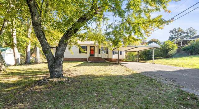 Photo of 518 Akers St, Maryville, TN 37804