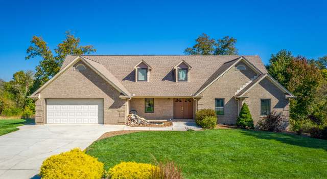 Photo of 415 River Bend Dr, Dandridge, TN 37725