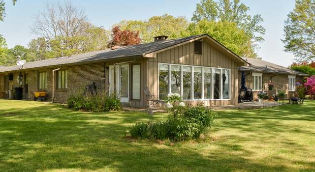 Photo of 121 Westcliff Dr, Harriman, TN 37748