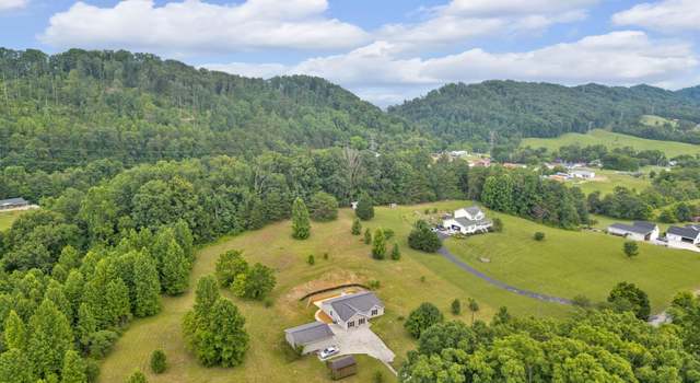 Photo of 8040 Walt Way, Corryton, TN 37721