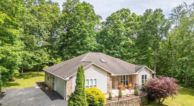 Photo of 318 Pin Oak Ln, Crossville, TN 38555