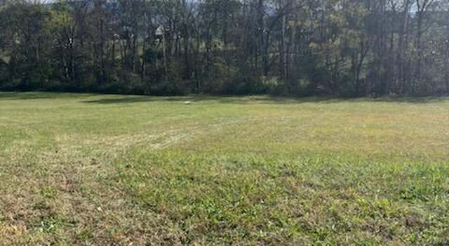 Photo of 622 Winding Creek Way, Walland, TN 37886