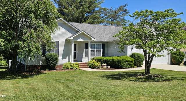 Photo of 1124 E Deer Creek Dr, Crossville, TN 38571