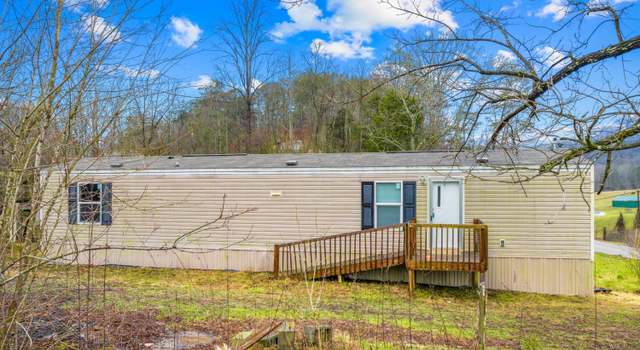 Photo of 4794 Tater Valley Rd, Washburn, TN 37888