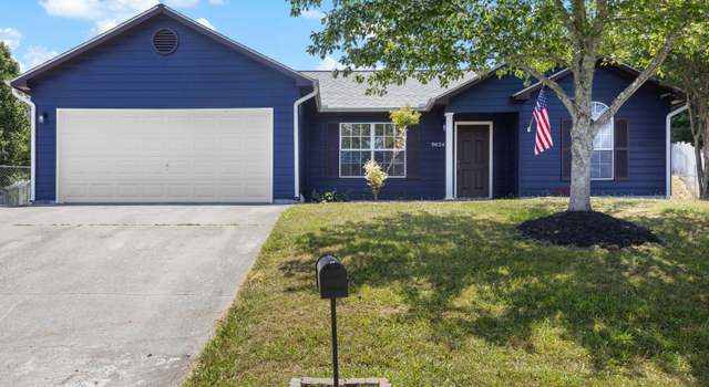 Photo of 8424 Gardenside Lane Ln, Powell, TN 37849