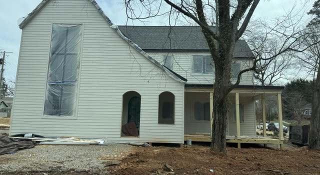 Photo of 2003 Maplewood Dr, Knoxville, TN 37920