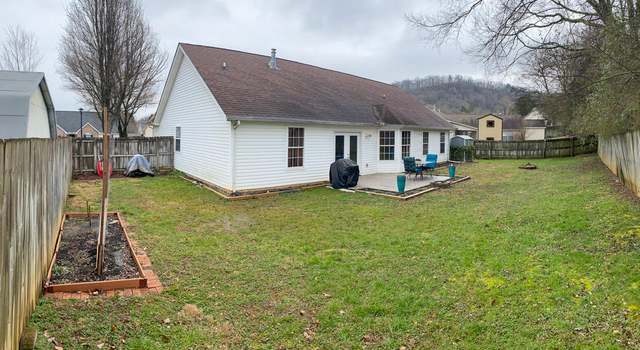 Photo of 7217 Hannah Brook Rd, Knoxville, TN 37918