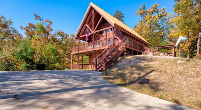 Photo of 2420 Dogwood Loop Dr, Sevierville, TN 37876