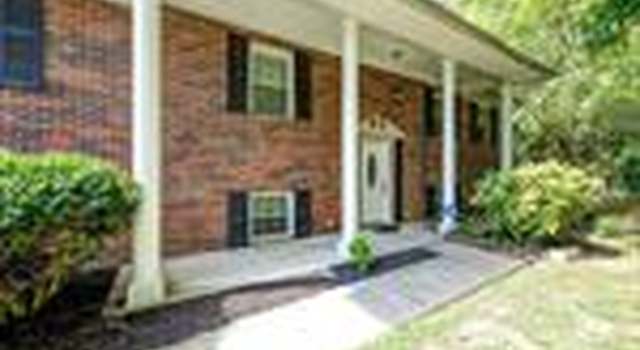 Photo of 107 Middlebury Rd, Oak Ridge, TN 37830