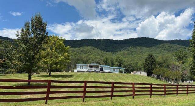 Photo of 917 Poor Valley Rd, Rogersville, TN 37857
