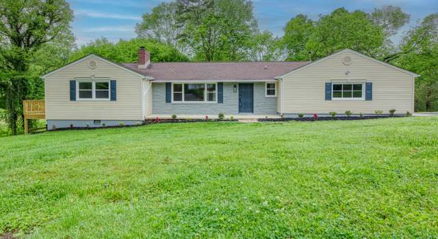 Photo of 4615 W Sunset Rd, Knoxville, TN 37914