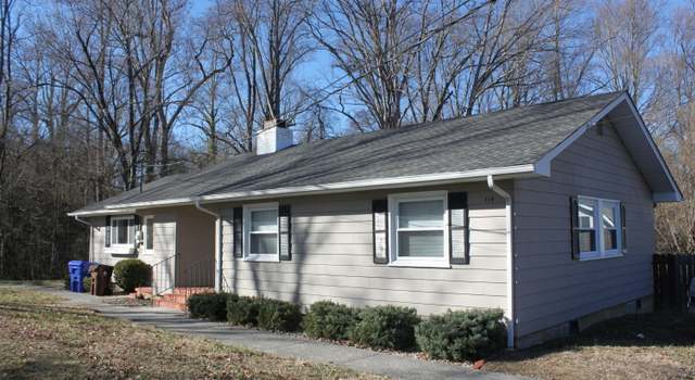 Photo of 114 E Price Rd, Oak Ridge, TN 37830
