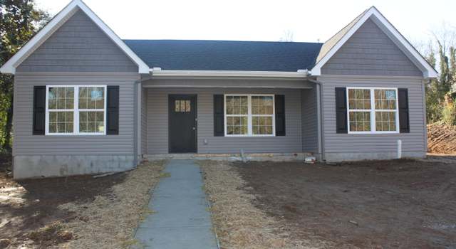 Photo of 247 Highland Ave, Oak Ridge, TN 37830