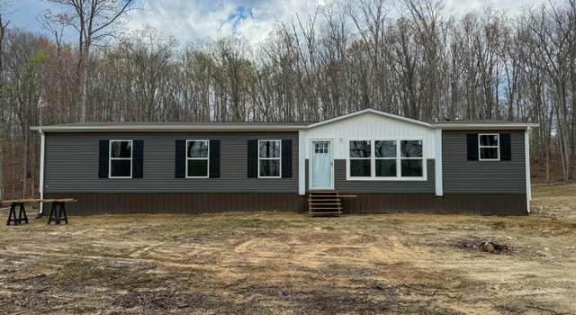 Photo of 785 Pilot Mountain Rd, Sunbright, TN 37872