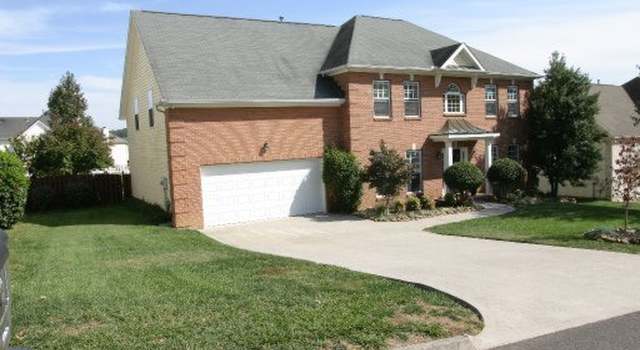Photo of 818 Garrison Ridge Blvd, Knoxville, TN 37922