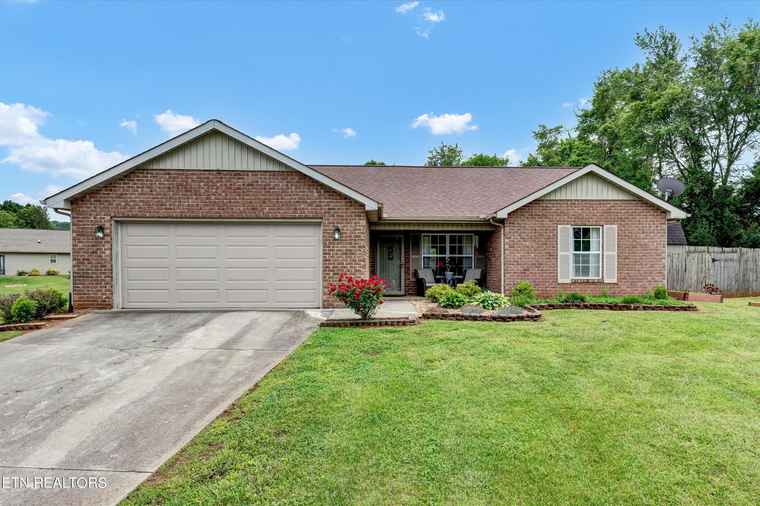 Photo of 4626 Aggie Dr Maryville, TN 37803
