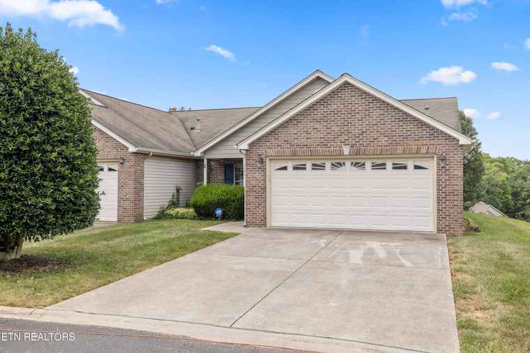 Photo of 1717 Appian Way Knoxville, TN 37923