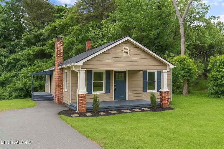 Photo of 3146 Haggard Rd Knoxville, TN 37917