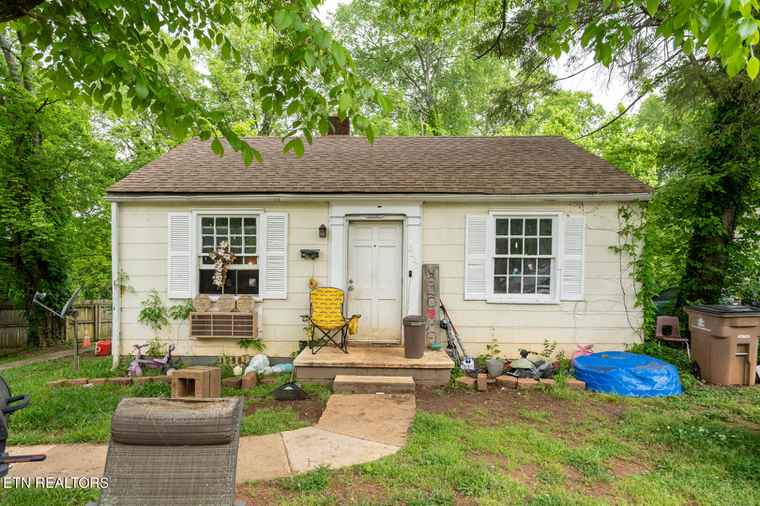 Photo of 3227 Selma Ave Knoxville, TN 37914
