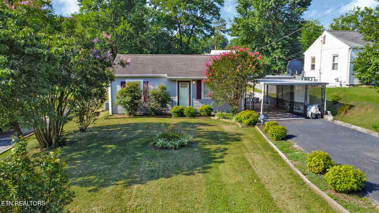 Photo of 2240 Mcclung Ave Knoxville, TN 37920