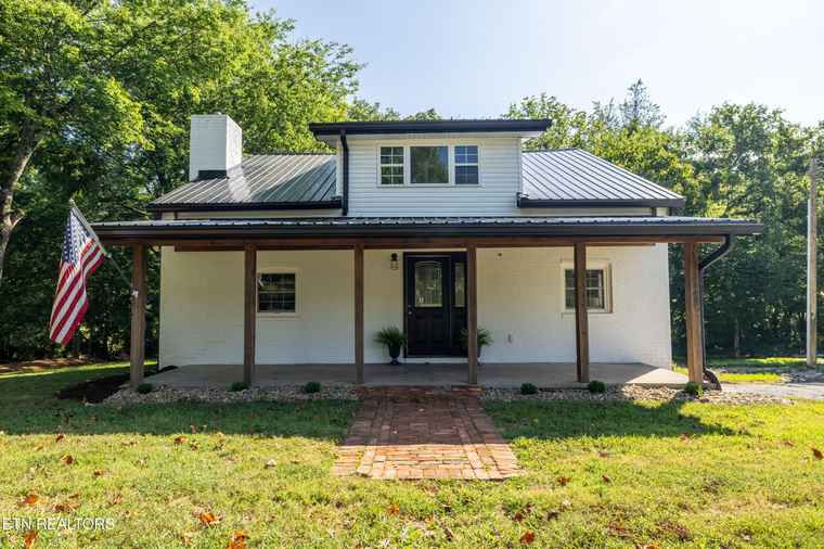 Photo of 2805 Mint Rd Maryville, TN 37803