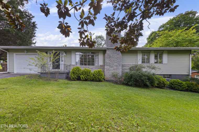 Photo of 4309 Glasgow Rd Knoxville, TN 37918