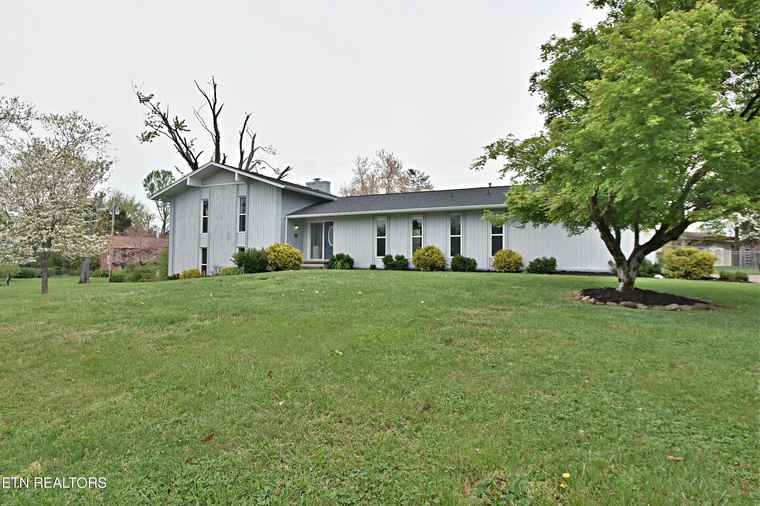 Photo of 1020 Roderick Rd Knoxville, TN 37923