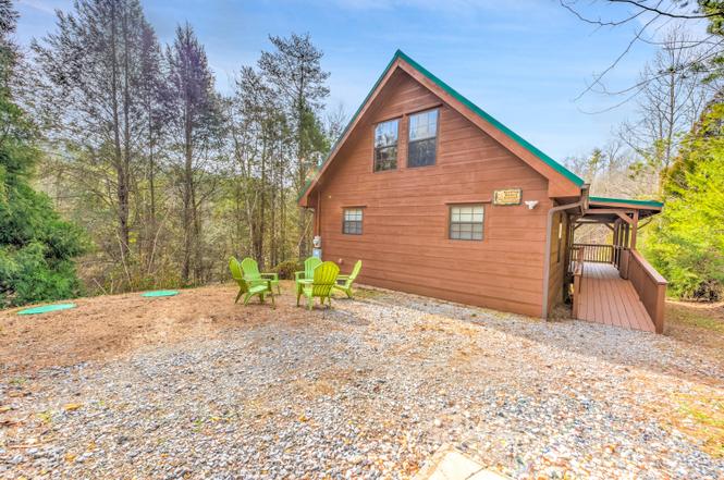 1913 Bird Hill Rd, Sevierville, TN 37876 | MLS# 1106090 | Redfin